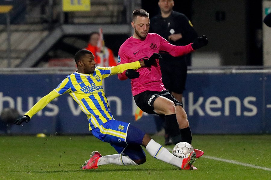 Nhận định Waalwijk vs Utrecht: Củng cố top 4